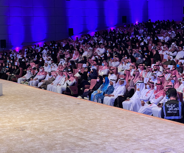 نحوّل الأفكار إلى تجارب حيّة من خلال إدارة شاملة تغطي جميع مراحل الفعالية، بدءاً من تطوير المفهوم الإبداعي ووضع الخطة، وصولاً إلى التنفيذ الكامل. نعمل على تقديم تجربة متكاملة تعكس هوية العميل وتضمن تحقيق تأثير حقيقي لدى الجمهور.